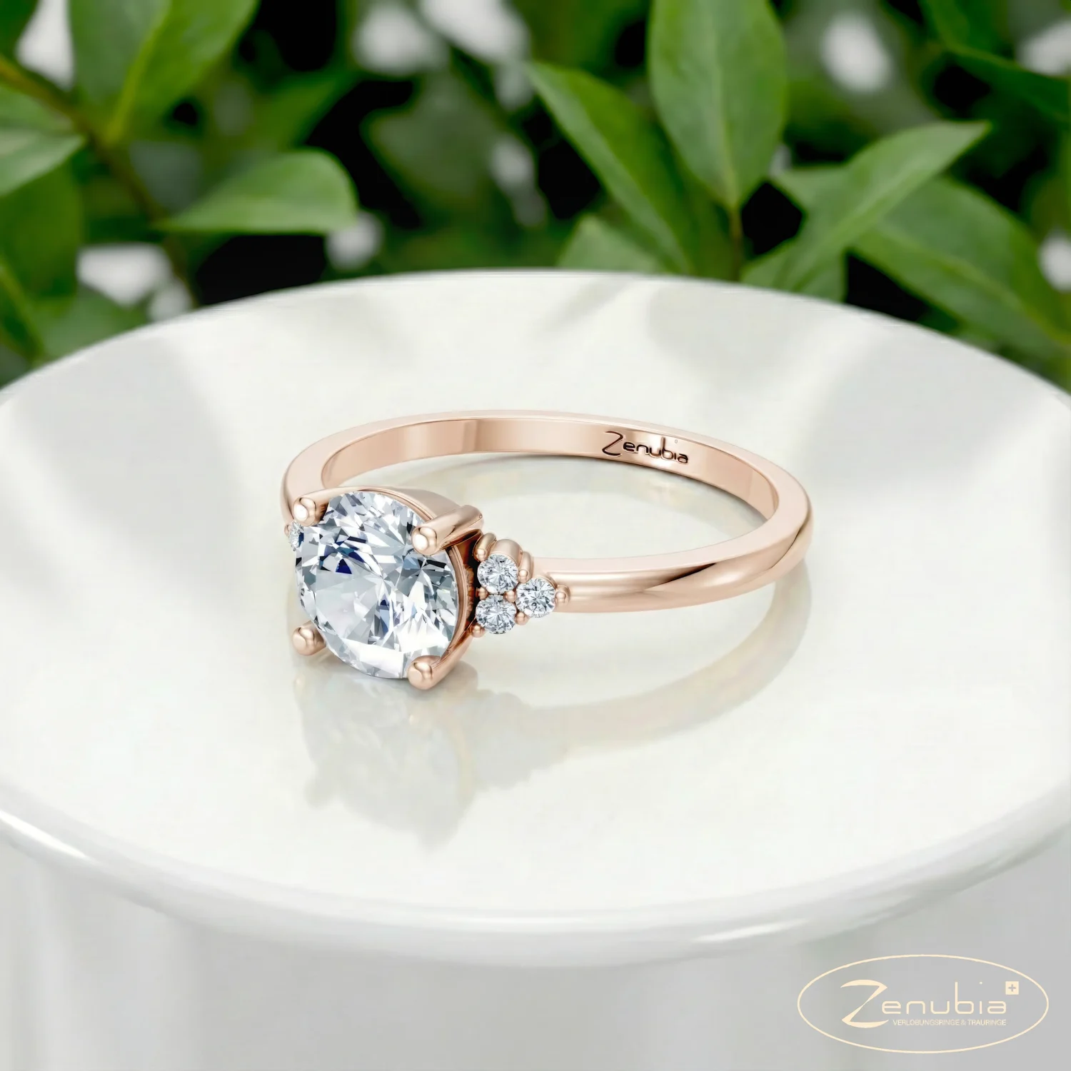 PAULETTA_LD_podest_Rosegold