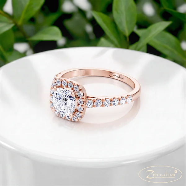 Alisa-LD_podium_Zenubia_Schmuck_Winterthur_Verlobungsring_Alisa_podium_0012