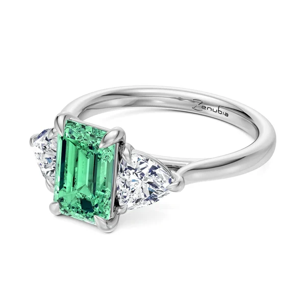 Zenubia_Schmuck_Winterthur_Verlobungsring_BonBon_Trilogy_3_side_0003